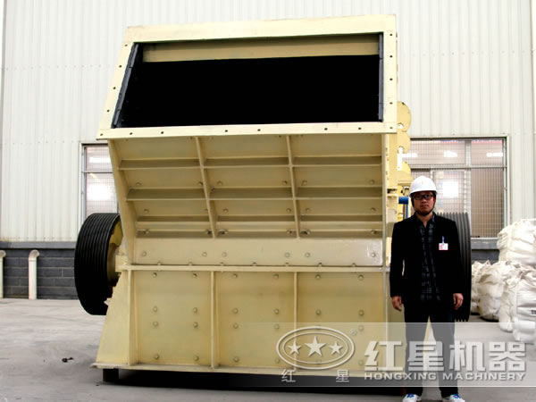 效能高鵝卵石細碎機多少錢一臺？